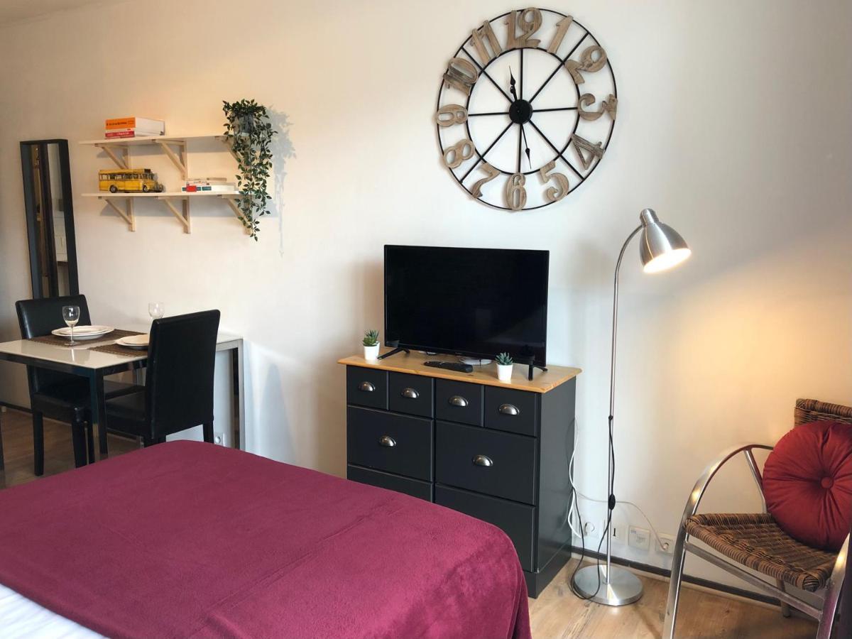 Studio Avec Balcon & Parking Gratuit - Tours Gare Exterior foto