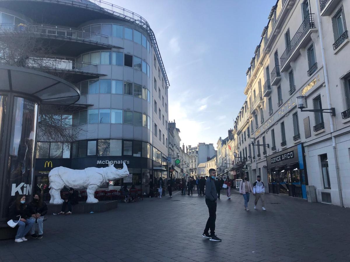 Studio Avec Balcon & Parking Gratuit - Tours Gare Exterior foto